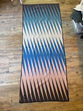 Nomadix 30”x72” towel